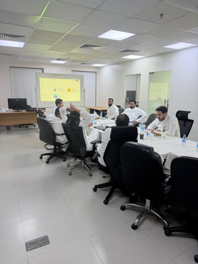 جلسة هندسة الأوامر لرواد الأعمال السعوديين 3